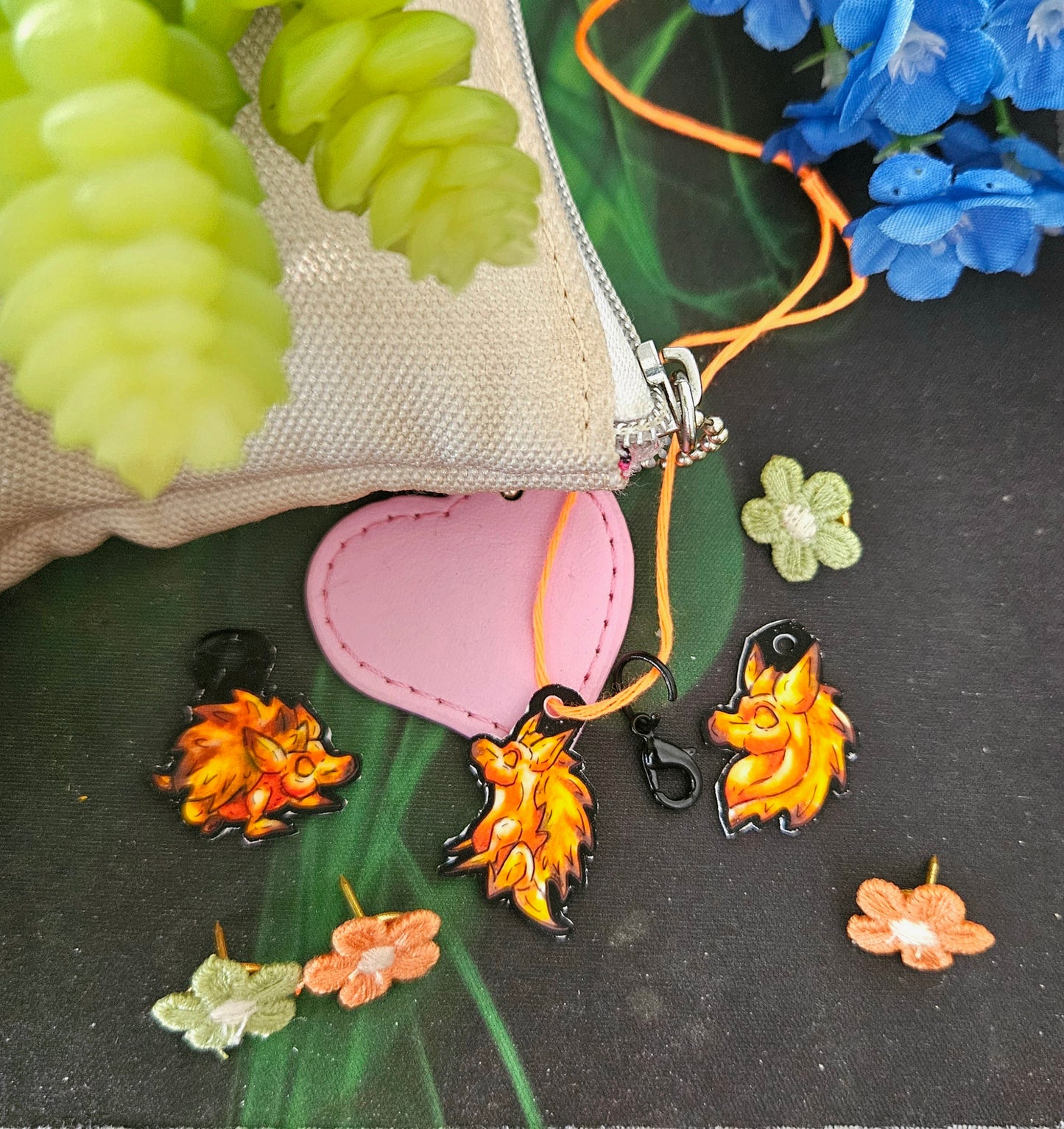 Minis Aster the Fall Hedgehog Multi-Pack Charms