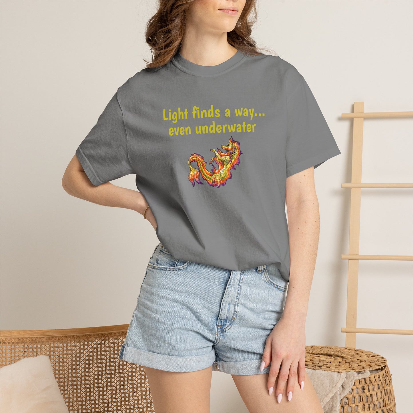 Baby Sunrise Hippocampus – Light Underwater- Golden Ocean Fantasy Art – Warm Fantasy Sea Creature Art-T-Shirt