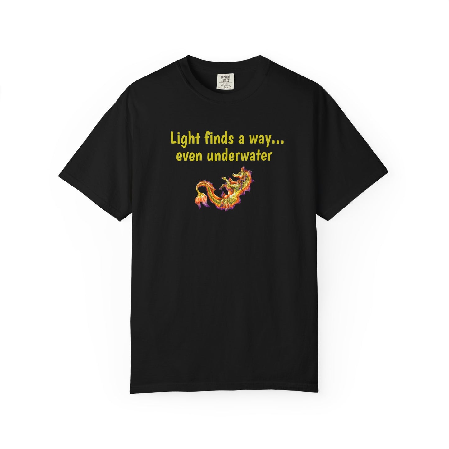 Baby Sunrise Hippocampus – Light Underwater- Golden Ocean Fantasy Art – Warm Fantasy Sea Creature Art-T-Shirt