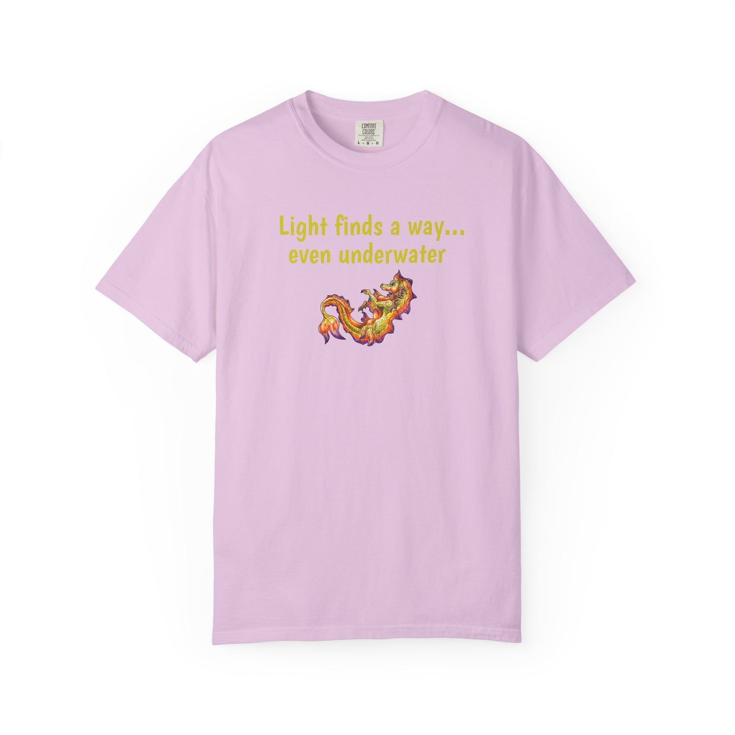 Baby Sunrise Hippocampus – Light Underwater- Golden Ocean Fantasy Art – Warm Fantasy Sea Creature Art-T-Shirt